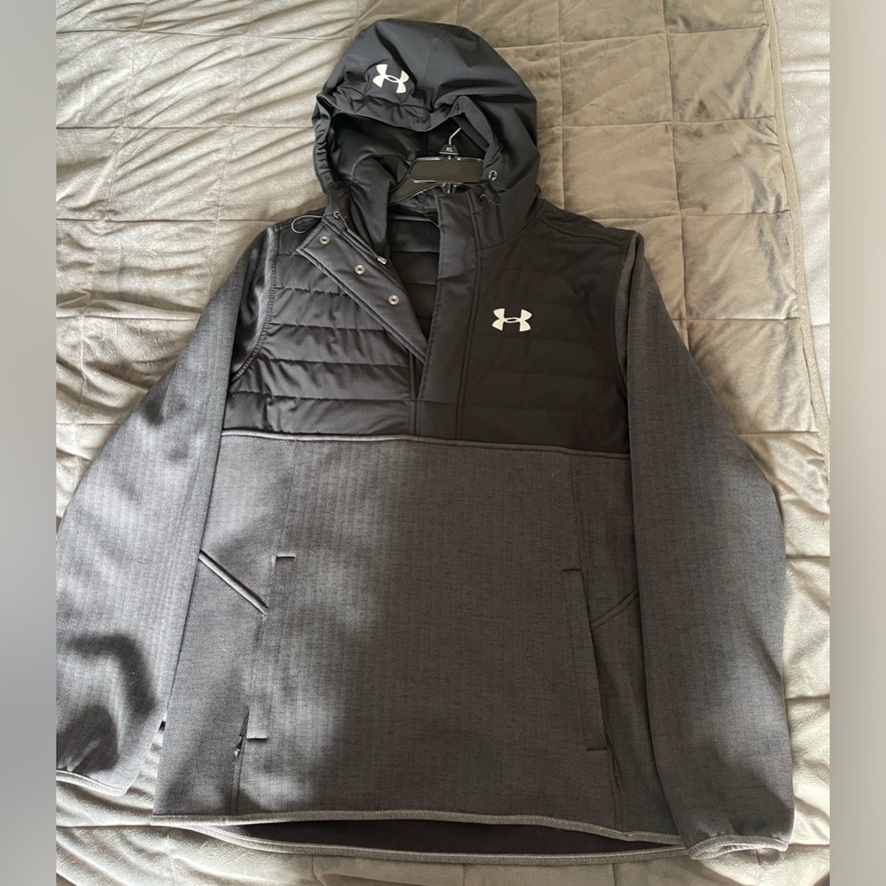 Under Armor men’s hoodie